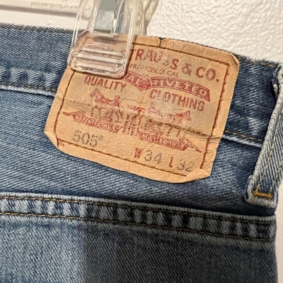 Levi’s 505 34x32 Medium Wash Jeans - Picture 4 of 9